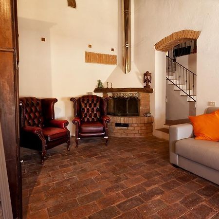 Christian Apartment Buonconvento Room photo